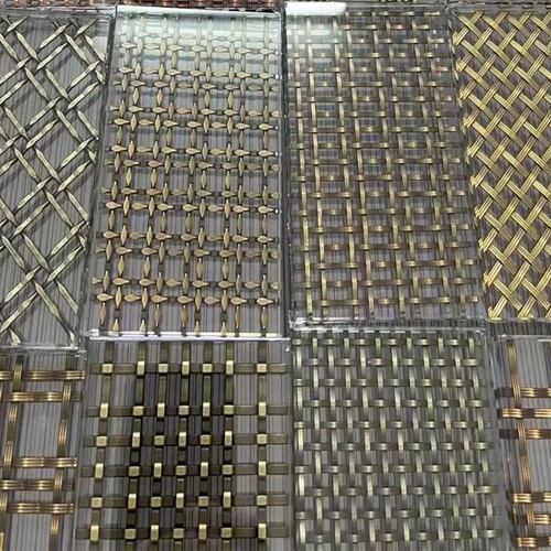 Laminated Architectural Glass with Metal