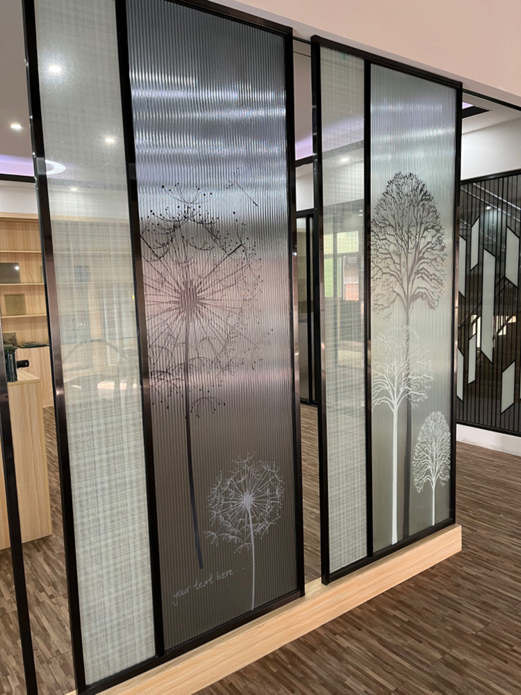 laminated glass with various graphic design
