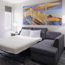 Hampton Inn & Suites Sofa and Chair Supplier