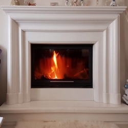 Modern and classic marble fireplace coverings