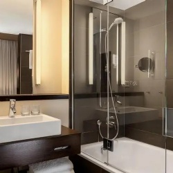 Tub Glass Door with Hinge Swing Hardware